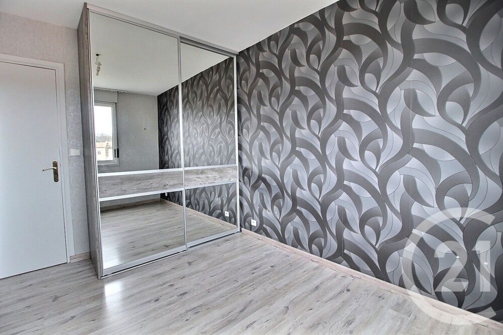 location Appartement - 2 pièce(s) - 50 m² Montluel (01120)