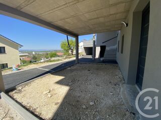  Appartement à louer 2 pièces 61 m²