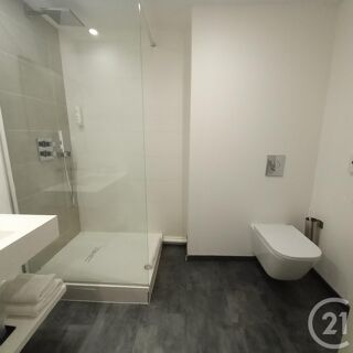  Immeuble � vendre 234 m�