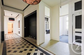  Appartement à vendre 6 pièces 162 m²