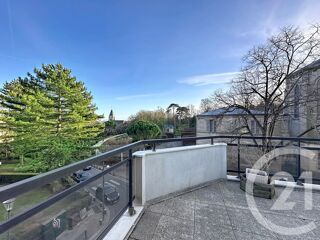  Appartement � louer 3 pi�ces 112 m�