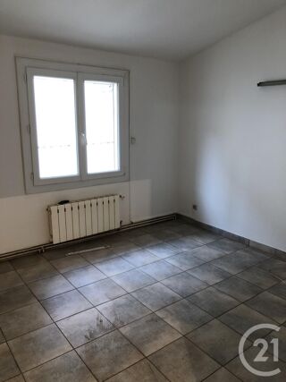  Maison à louer 3 pièces 75 m²