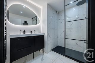  Appartement � vendre 5 pi�ces 99 m�