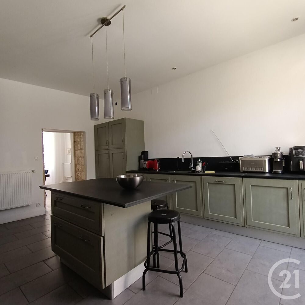 vente Maison - 6 pièce(s) - 250 m² Sauzé-Vaussais (79190)