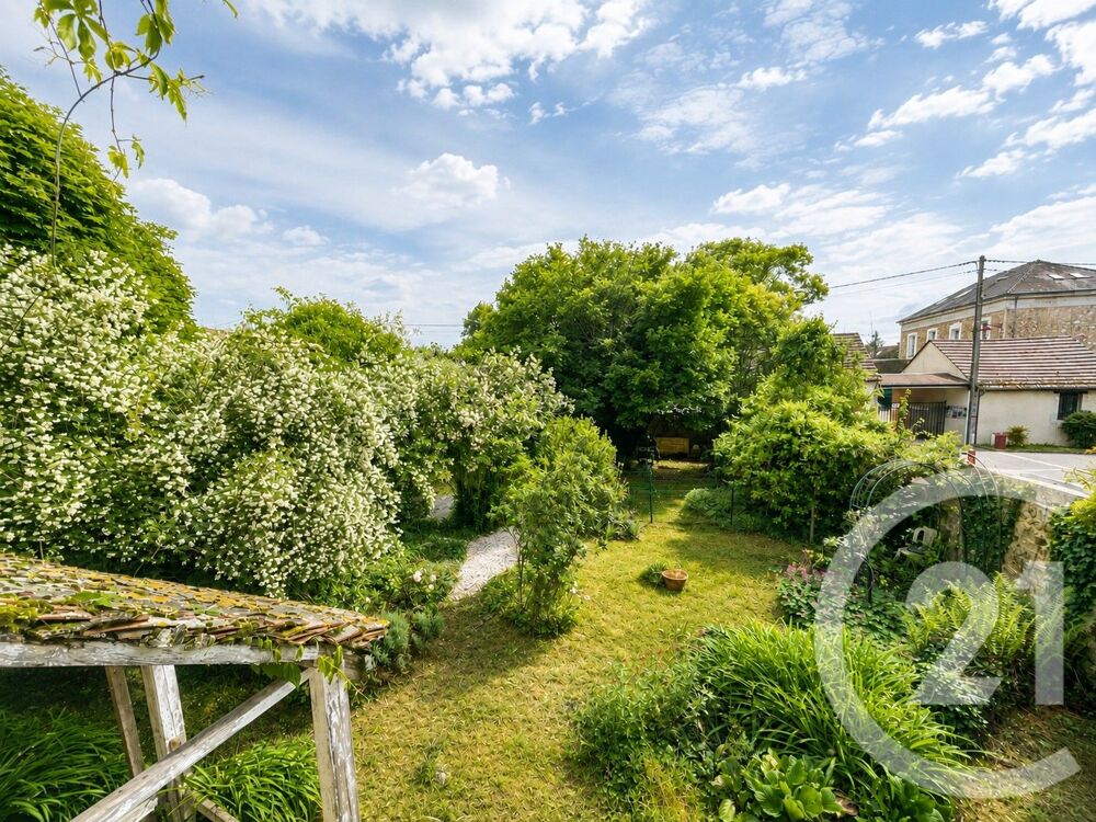 vente Maison - 5 pièce(s) - 242 m² Armentières-en-Brie (77440)