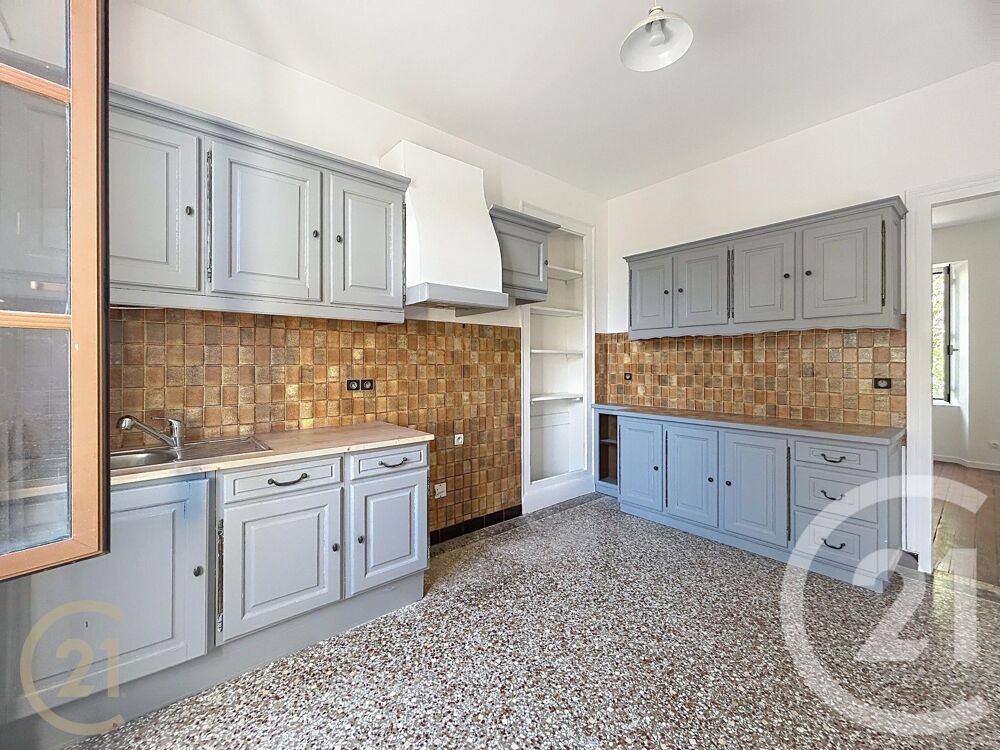 location Appartement - 4 pièce(s) - 78 m² Varennes-sur-Seine (77130)