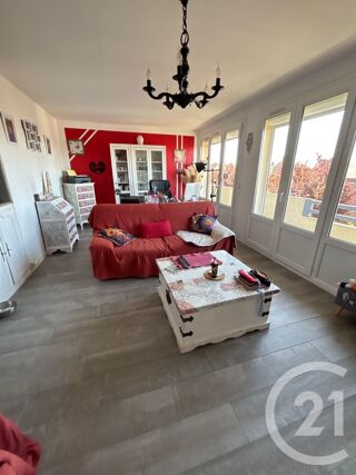 vente Appartement - 5 pièce(s) - 77 m² Saint-Quentin (02100)