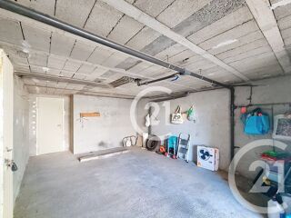  Parking / Garage à vendre 21 m²
