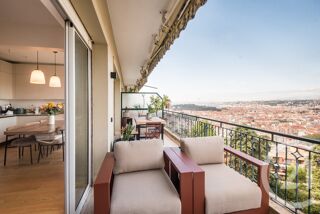vente Appartement - 3 pièce(s) - 80 m² Nice (06300)