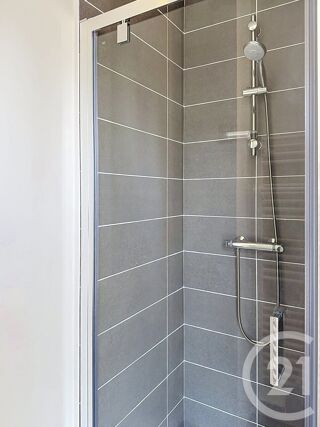  Appartement à louer 2 pièces 30 m²