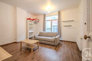  Appartement à louer 2 pièces 35 m²