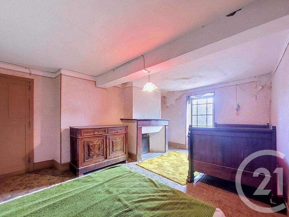 Venez découvrir cette maison T4 de 147m², idéalement sit....