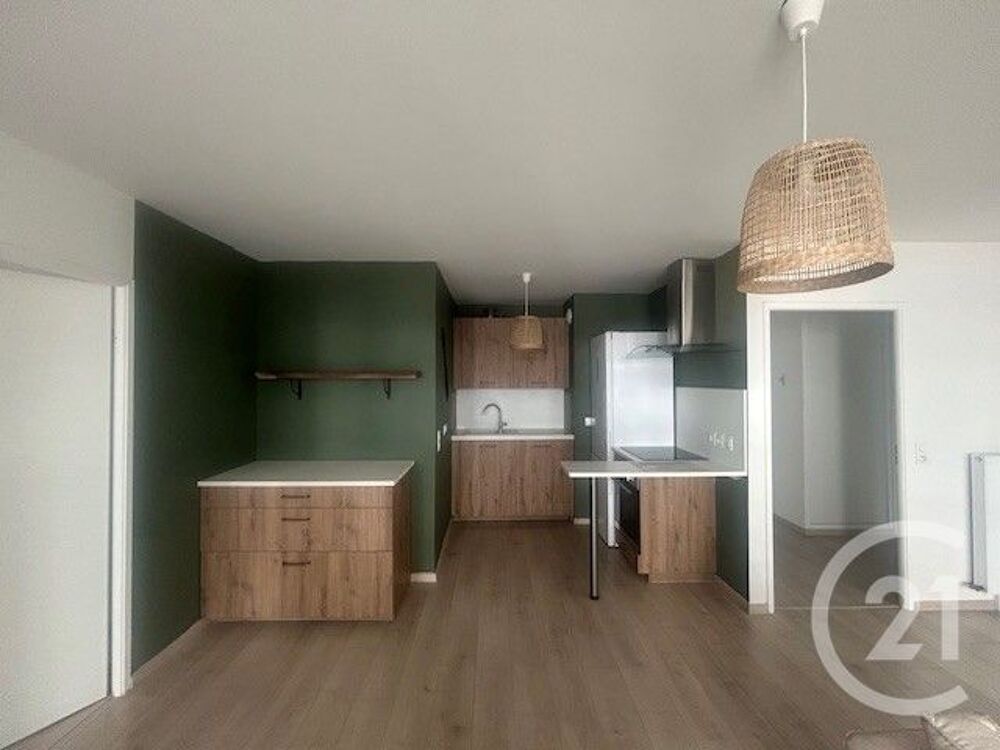 GERMAINE TILLION: Un appartement de type 3 off....