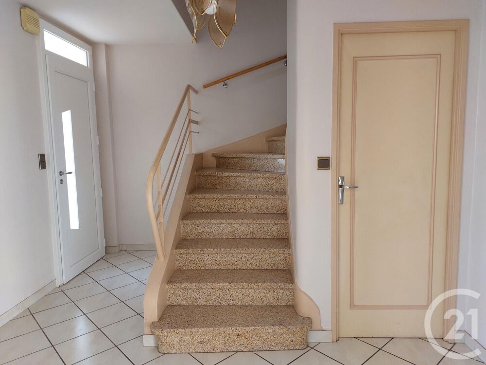 location Maison - 4 pièce(s) - 88 m² Castres (81100)