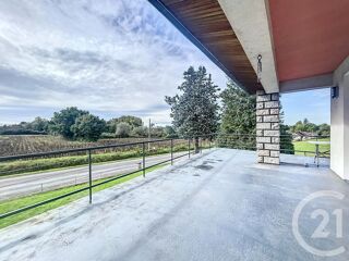 location Maison - 5 pièce(s) - 213 m² Varennes-sur-Allier (03150)