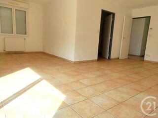  Maison à louer 4 pièces 97 m²