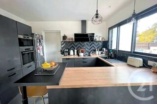  Maison  vendre 6 pices 130 m