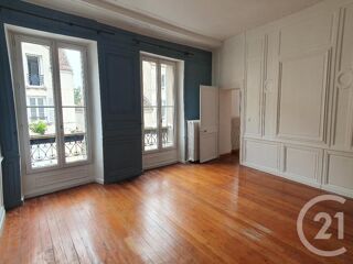  Appartement à louer 5 pièces 99 m²