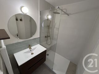  Appartement à louer 2 pièces 49 m²