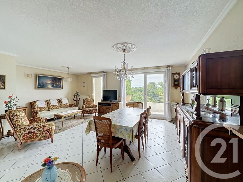 vente Appartement - 4 pièce(s) - 88 m² Vénissieux (69200)