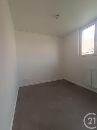  Appartement à louer 2 pièces 44 m²