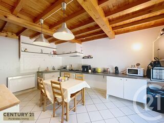  Immeuble � vendre 207 m�