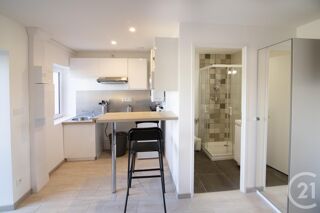  Immeuble � vendre 74 m�