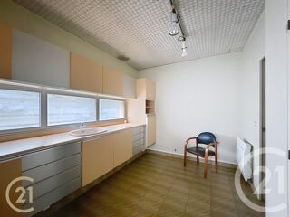  Appartement à louer 2 pièces 55 m²