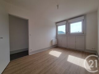  Appartement à louer 3 pièces 54 m²