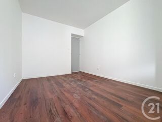  Appartement à louer 3 pièces 55 m²