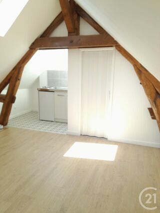  Appartement à louer 1 pièce 19 m²