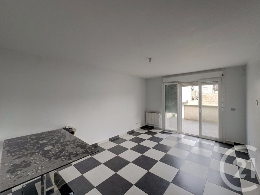 vente Maison - 10 pièce(s) - 222 m² Le Blanc-Mesnil (93150)