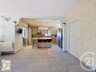  Maison à vendre 6 pièces 392 m²