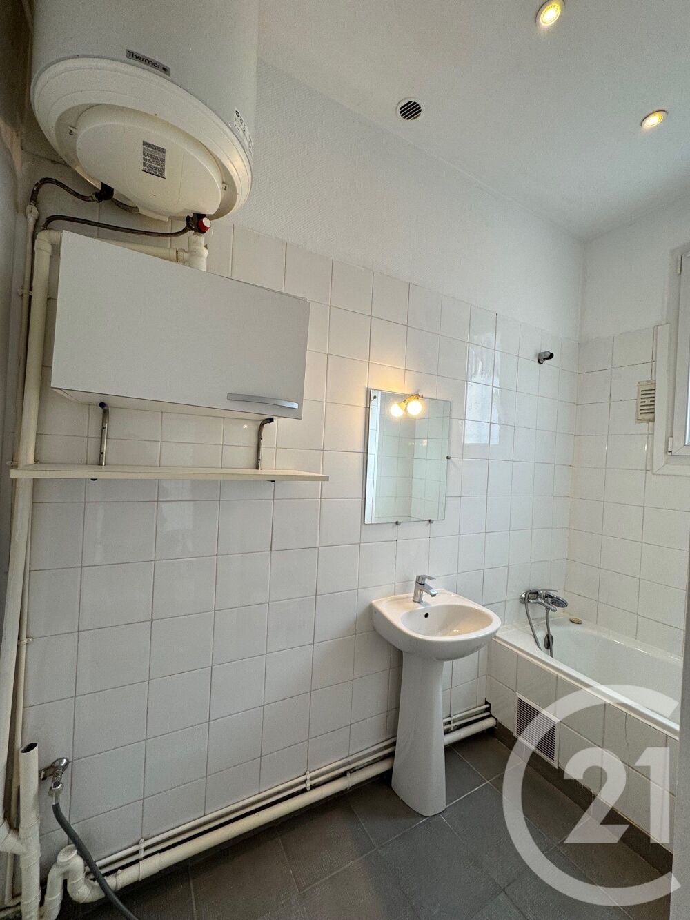 location Appartement - 1 pièce(s) - 20 m² Asnières-sur-Seine (92600)