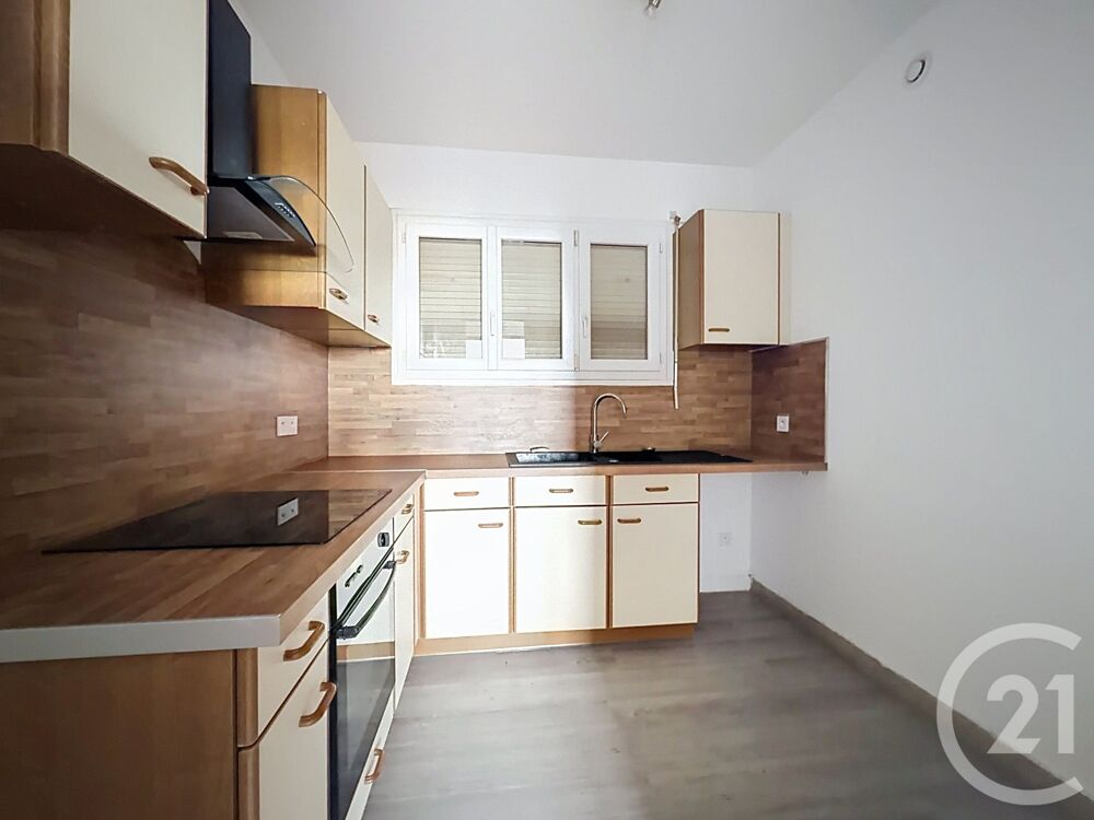 location Appartement - 1 pi�ce(s) - 60 m� Montb�liard (25200)