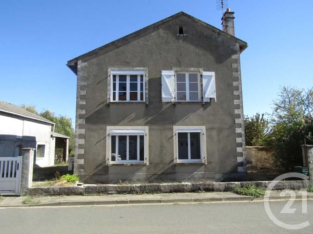 Située entre Villefagnan et Chef-Boutonne, cette maison ....