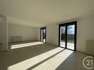  Maison à louer 5 pièces 147 m²