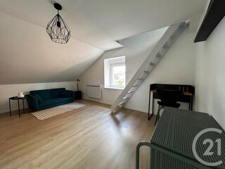  Appartement à louer 2 pièces 25 m²