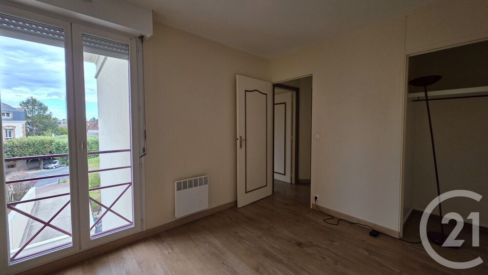 location Appartement - 3 pièce(s) - 69 m² Fontainebleau (77300)