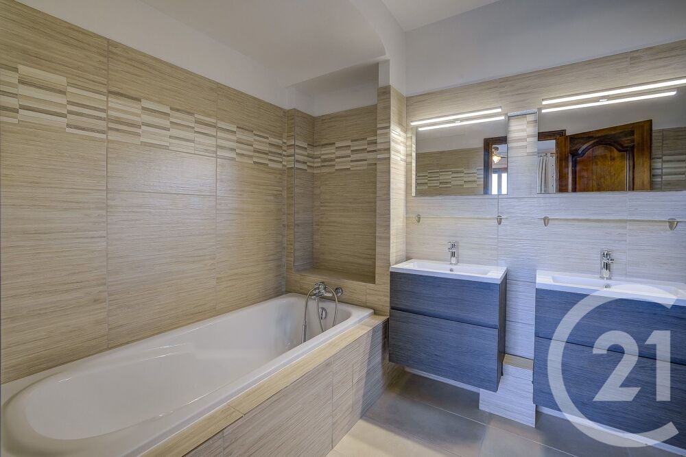 à vendre  Maison Mandelieu-la-Napoule (06210)