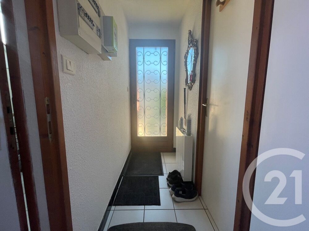 CENTURY 21 CHAPRAIS IMMOBILIER vous propose : À vend....