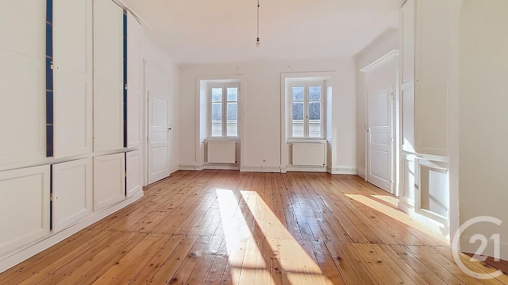 vente Appartement - 7 pièce(s) - 265 m² Vesoul (70000)