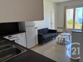  Appartement à louer 2 pièces 37 m²