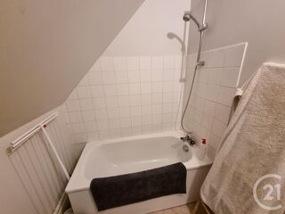  Appartement à louer 1 pièce 25 m²