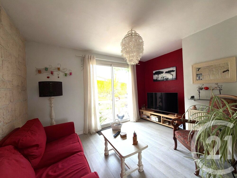 Century 21 Hennequin à le plaisir de vous présenter à la....