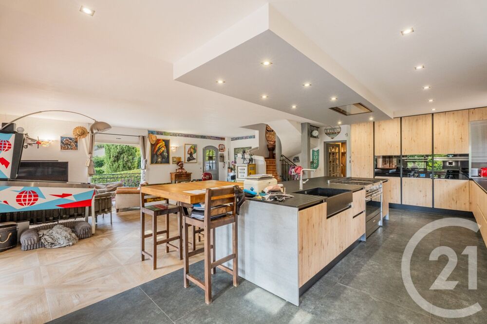 à vendre  Maison Biot (06410)