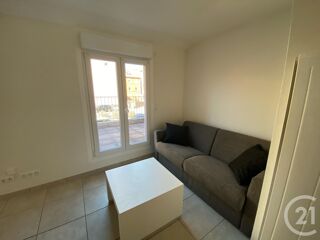  Appartement à louer 1 pièce 25 m²