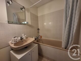 location Appartement - 2 pièce(s) - 45 m² Joué-lès-Tours (37300)