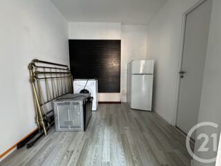  Appartement à louer 2 pièces 39 m²