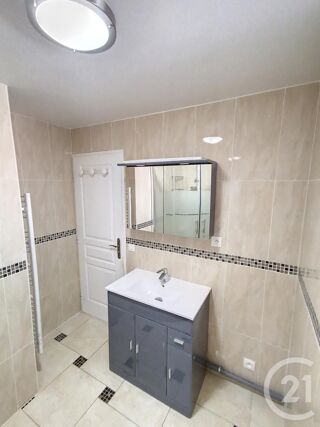  Appartement � louer 3 pi�ces 48 m�